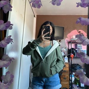 ✨olive sherpa lined jacket 🌱